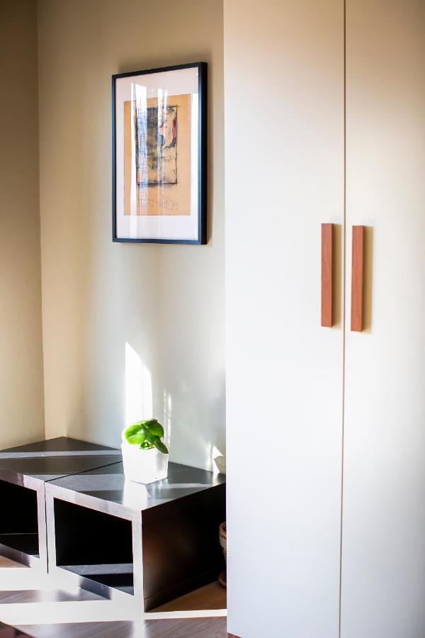 Chic And Freak Atelier Apartment Como Exterior photo
